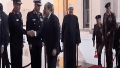 السيسي يصل إلى مركز مصر الثقافي الإسلامي لأداء صلاة عيد الفطر