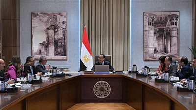 «مدبولي» يتابع الموقف التنفيذي لمشروعات الهيئة الاقتصادية لقناة السويس