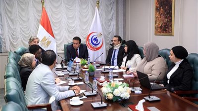 وزير الصحة وممثل الأمم المتحدة يناقشا مشروعات التعاون الصحي