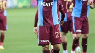 تريزيجيه يخطف الأضواء ويمنح طرابزون فوزًا ساحقًا على كاراجومروك