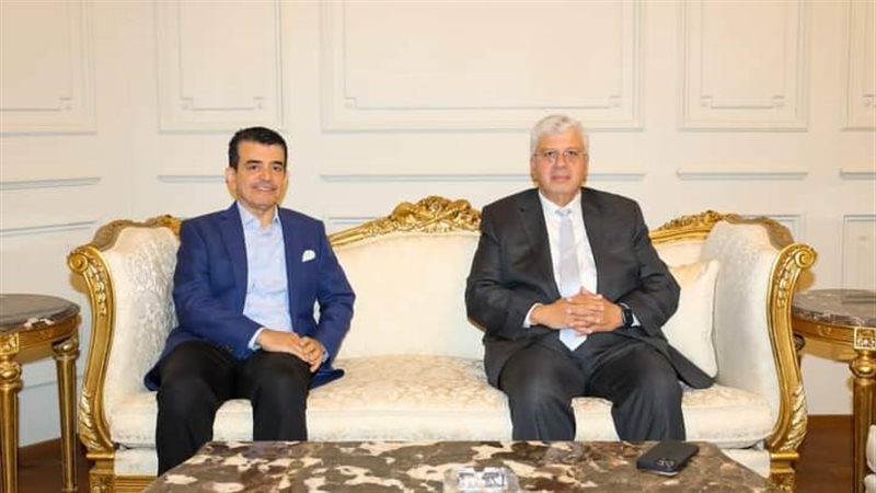 3FE0DB0D-58A7-4B85-92FF-2ACB32733C01