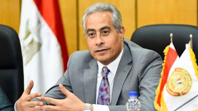 وزير العمل يدعو الشباب بسرعة التقديم للحصول على فرصة عمل باليونان
