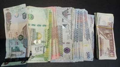 إحباط محاولة تهريب عملات أجنبية بميناء القاهرة الجوى