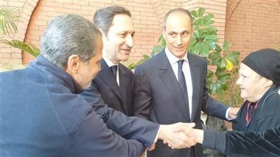 رحلة الراحل حسني مبارك مع الحكم ثلاثة عقود لتنحي وإدانة