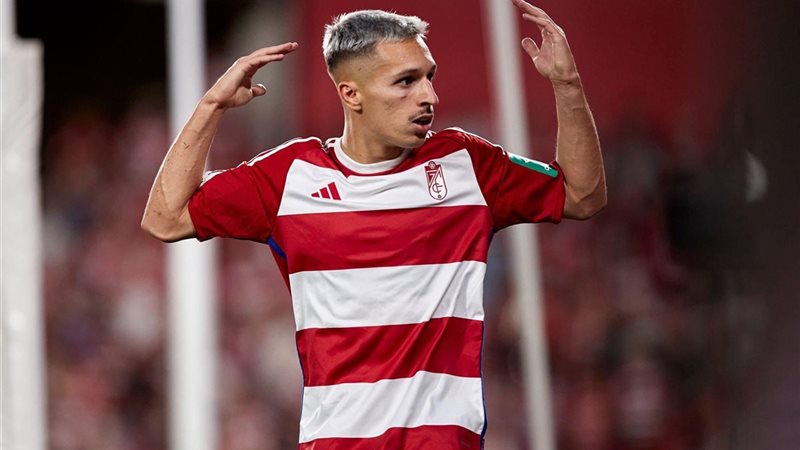 1E85822B-1AFC-46D8-8889-3C768C5CF2F4