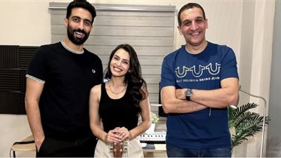 بعد ساعات من مغادرة شيرين.. إيهاب صالح يتولى إدارة أعمال كارمن سليمان