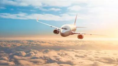 هجوم إيران يربك المسارات الجوية لشركات الطيران حول العالم