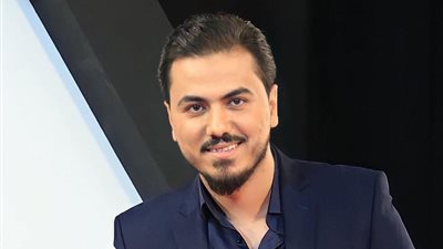 بلاغ للنائب العام ضد نزار الفارس ومنعه من دخول مصر (مستند)