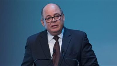 وزير الثقافة الأسبق..