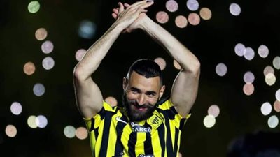 عضوة مجلس الشيوخ الفرنسي تمنع بنزيما من جنسيته