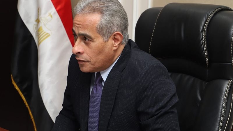 وزير العمل