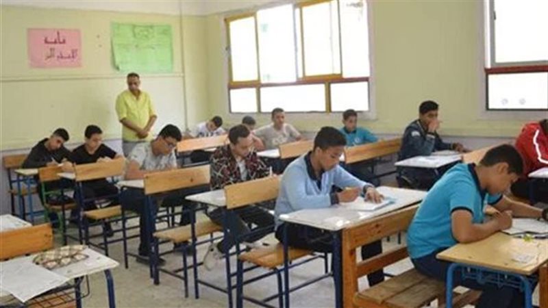 امتحانات الدبلومات
