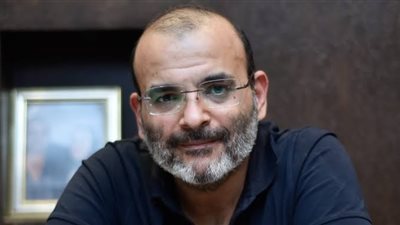 ري ستارت.. أبرز أعمال الكاتب أيمن بهجت قمر