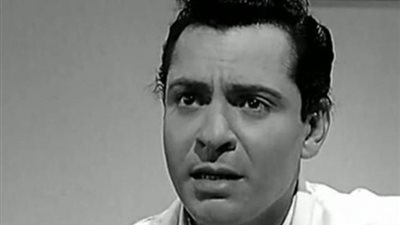 في ذكرى رحيله.. تعرف على صحفات من حياة كمال حسين