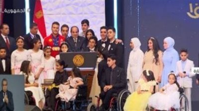 السيسي: بدون إحراج.. احنا ظروفنا صعبة وعايزين نعمل حاجات كتير