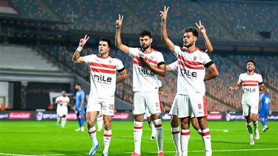 بحضور المجلس الجديد.. الزمالك يكتسح سموحة بخماسية في الدوري