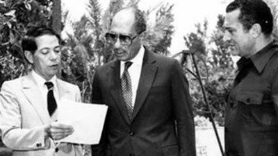 زي النهاردة.. ذكري تعيين حسني مبارك نائبًا للرئيس محمد أنور السادات