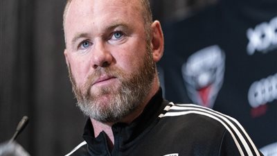 روني يفارق برمنجهام بعد قرار الإقالة