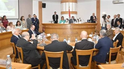 بالأسماء.. وزيرة الثقافة تهنئ الحاصلين على جوائز الدولة التشجيعية