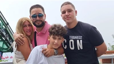 حالته متدهورة.. السرعة زائدة وراء إصابة نجل الفنان أحمد رزق بـ 6 أكتوبر