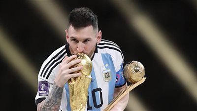 مفاجأة كبرى.. بعد مغامرة قصيرة في باريس ميسي يكشف عن وجهته