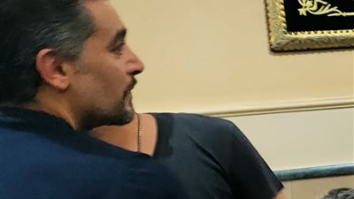 توافد نجوم الفن لعزاء الموسيقار أشرف أبو زيد