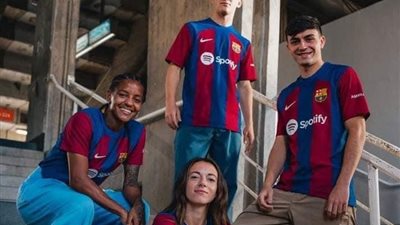 برشلونة يكشف عن قميصه الجديد: تفاصيل ومميزات
