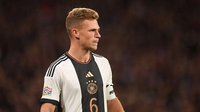 لاعب بايرن ميونيخ يتعرض للمغازلة والانتقاد في آن واحد