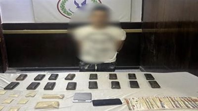 سقوط ديلفري الحشيش في قبضة الأمن بالتجمع الأول