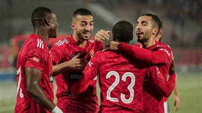 بخط هجوم ناري.. التشكيل المتوقع للأهلي ضد المصري الليلة بالدوري 