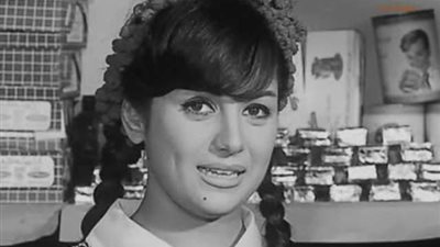 مهندس بحري وفنانان.. حكايات لا تعرفها عن أزواج زيزي مصطفى في ذكرى ميلادها