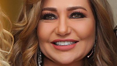 ليلى علوي تجسد هذه الشخصية في فيلم «المقسوم»