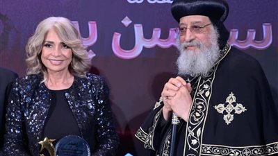 سوسن بدر تعبر عن سعادتها بتكريمها في العرض الخاص من 