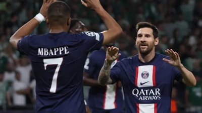 الفرنسي كريستوف يستبعد نجم باريس جيرمان أمام بايس دي كاسل