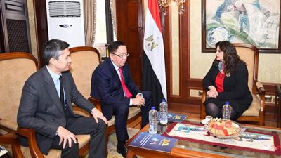 وزيرة الهجرة تستقبل السفير الكازاخي بالقاهرة لتعزيز سبل التعاون وتوفير فرص العمل 