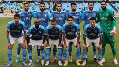 فيستون ماييلي يقود هجوم بيراميدز أمام فاركو بالدوري