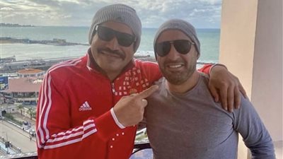 أحمد السقا يستعيد ذكريات فيلم الجزيرة مع باسم سمرة