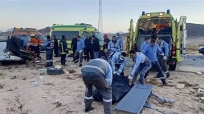 مصرع وإصابة 4 أشخاص في حادث تصادم موتوسيكل وملاكي بالعياط