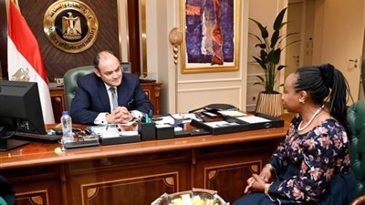 وزير التجارة والصناعة يلتقي وفد منظمة الأمم المتحدة للتنمية الصناعية 
