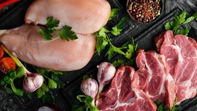 بكام النهاردة؟.. أسعار الفراخ واللحوم والأسماك بالأسواق التجارية 