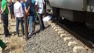 مصرع شخصين أسفل عجلات القطار في الشرقية