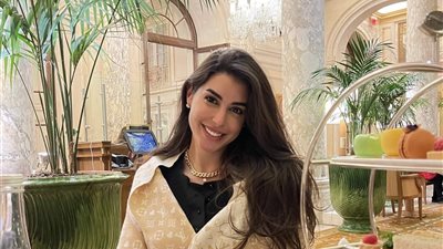 رسالة غير متوقعة من ياسمين صبري للنجم عادل إمام وزوجته