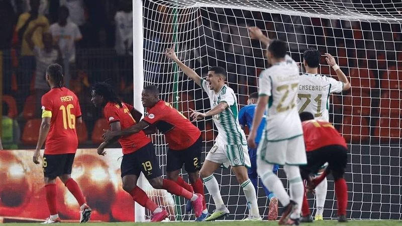 04B89B03-1082-430C-B77D-A3DBCBD8BDE3