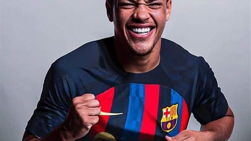 AFDF813D-E51D-412E-A279-C957D9B09BDE