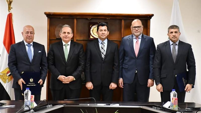 C73BD676-4511-432D-B1DB-694D954A712C