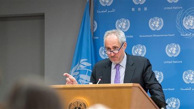 دوجاريك: فريقنا يبحث عن مكان آخر عقب القصف الذي وقع بالقرب منه