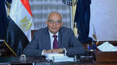 وزير التربية والتعليم يكشف عن الخطط الجديدة والموازية للعالمية