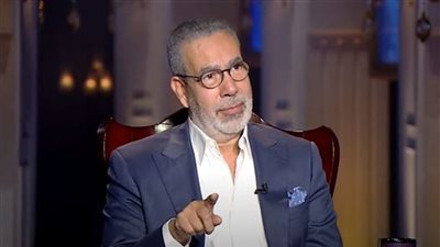 مدحت العدل: الولايات المتحدة الأمريكية بلا حرية وتبدو أنها مليئة بالحرية