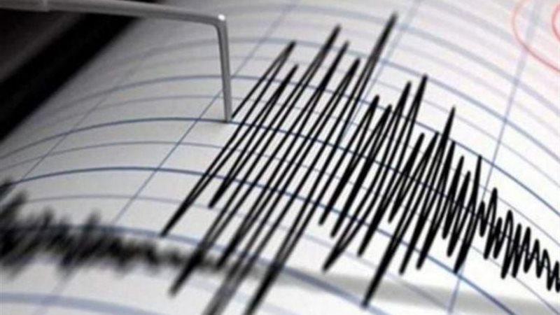 197-101842-earthquake-hits-indonesia-sulawesi_700x400
