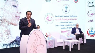 «وزير الصحة» المبادرات الرئاسية أصبحت واجهة مضيئة للصحة العامة